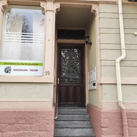 Charming アパート